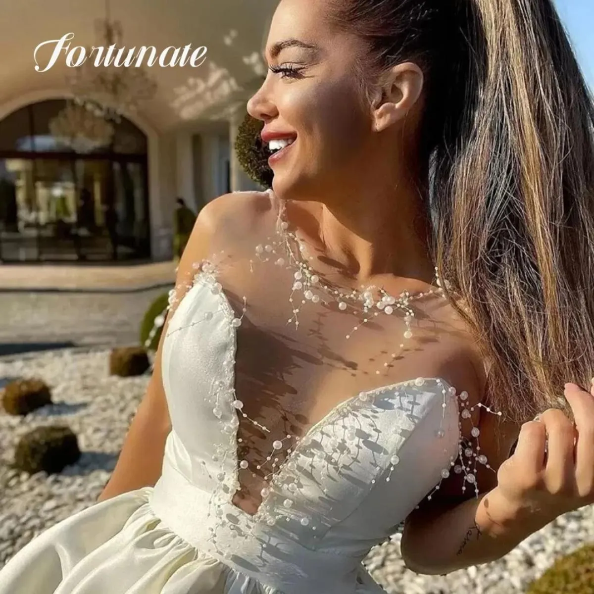 Abiti Quinceanera corti avorio Scollo profondo senza maniche Abito formale Sopra il ginocchio Cocktail Party Serata per donna Dr