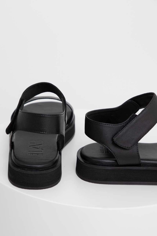 Answear Lab sandali in pelle