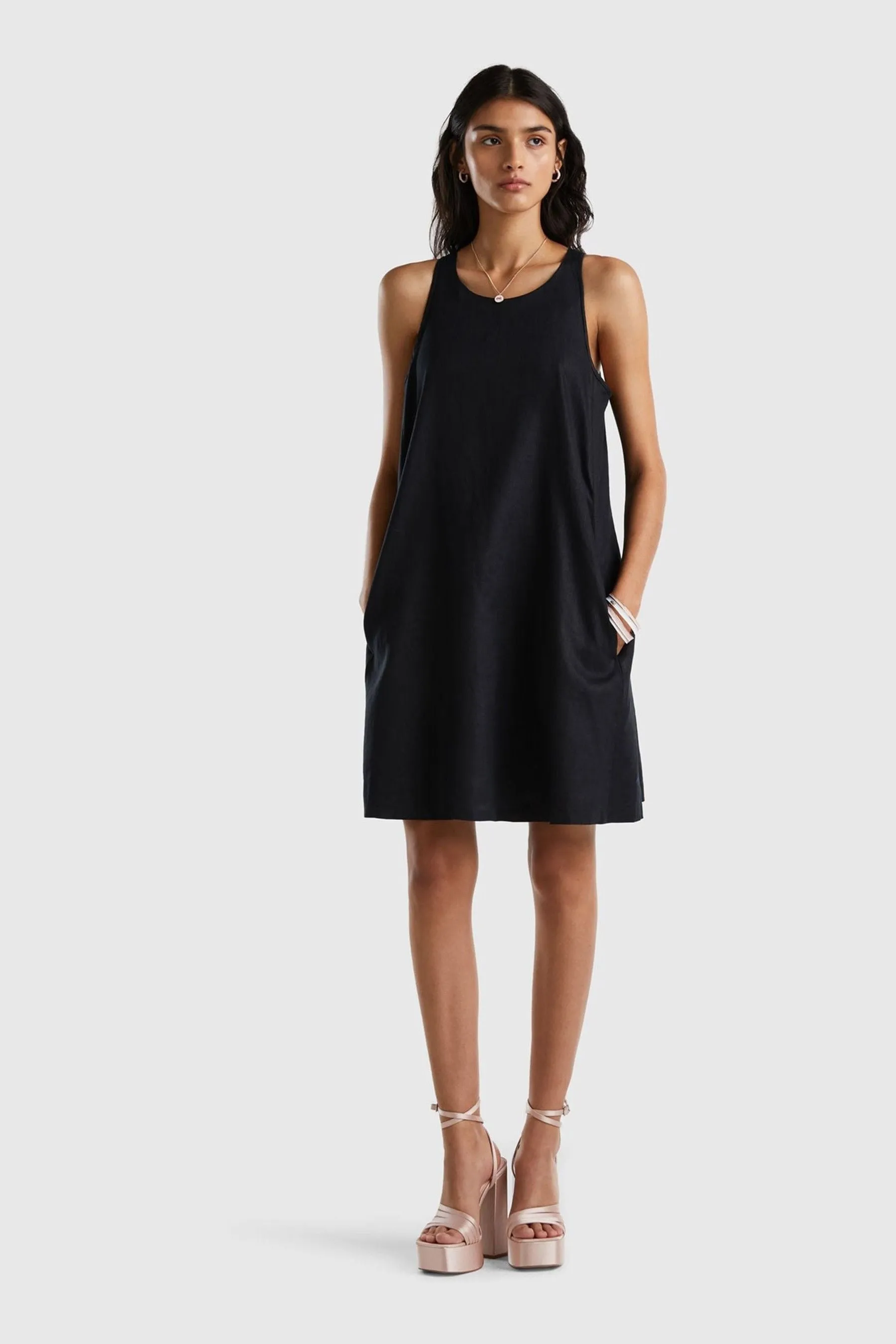 Benetton - Nero in lino - Abito