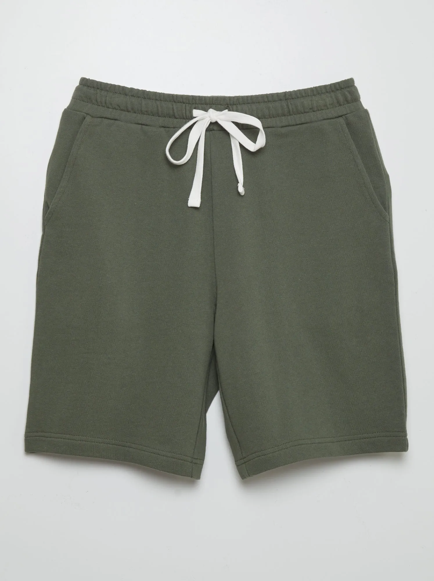 Bermuda in tessuto felpato leggero - VERDE