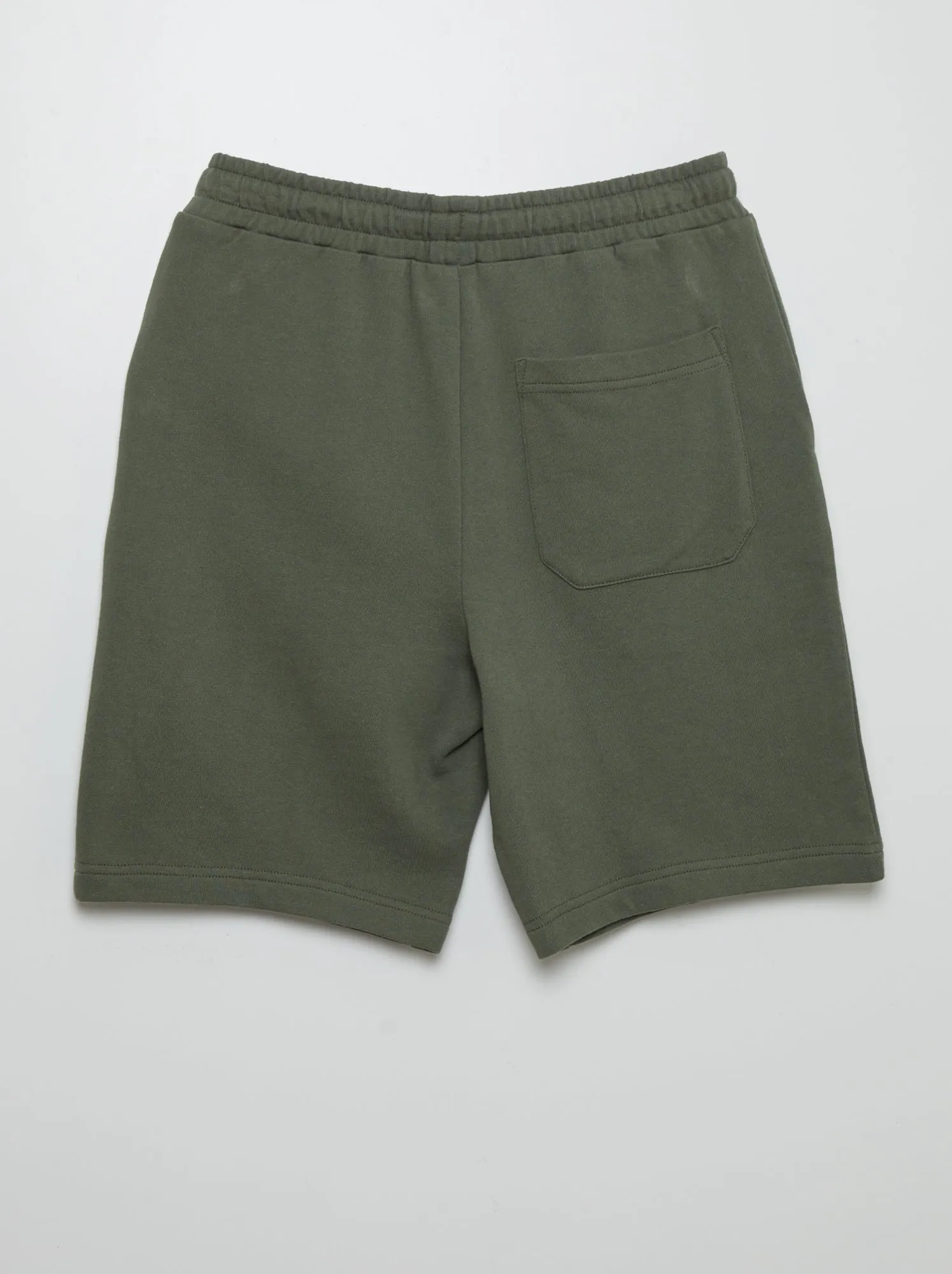 Bermuda in tessuto felpato leggero - VERDE