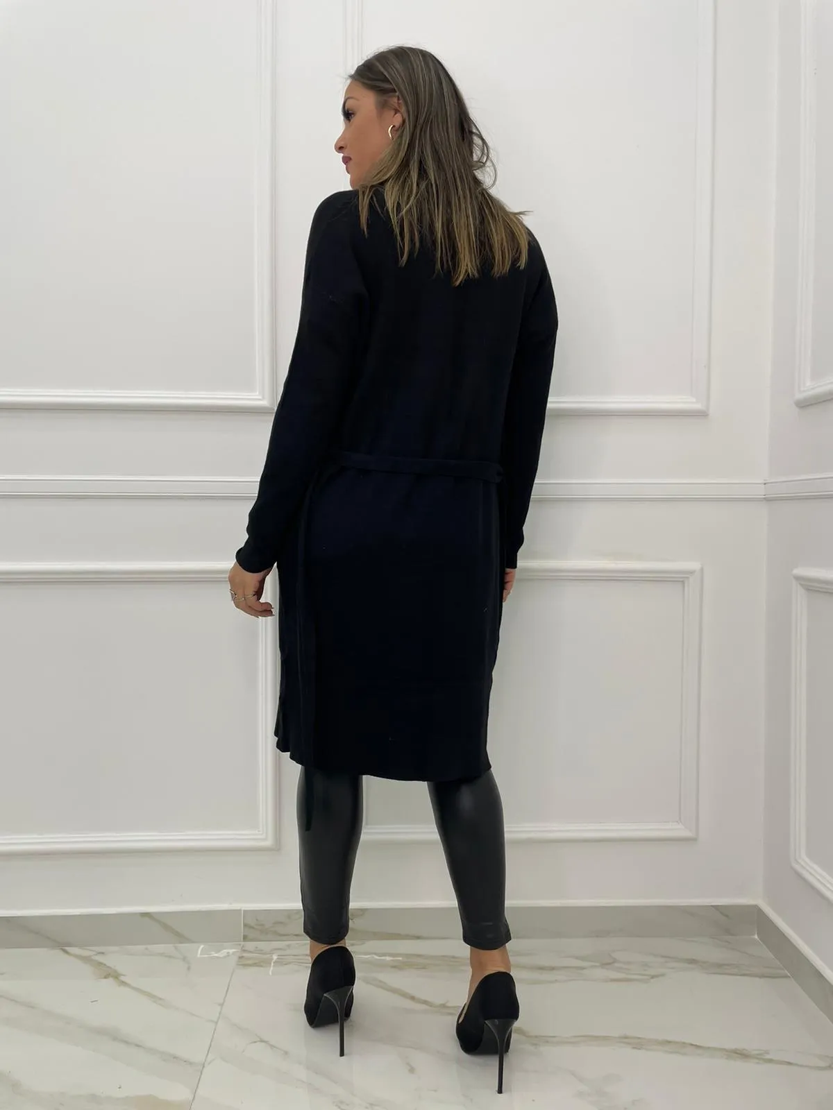 Cardigan lungo con cintura in vita