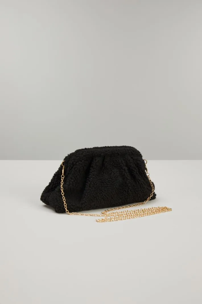 Clutch in tessuto peluche