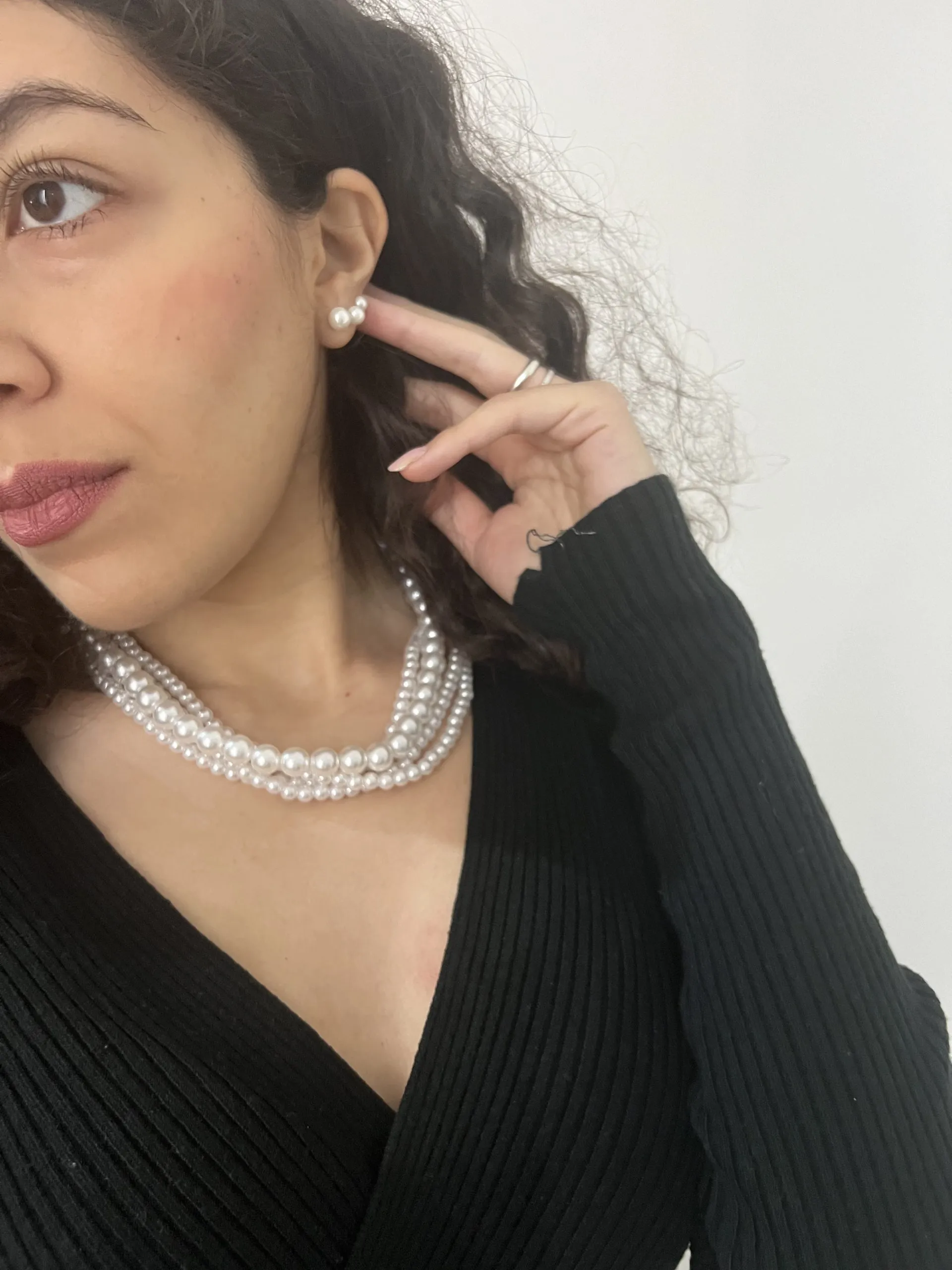 Collana a 4 fili con perle in acciaio