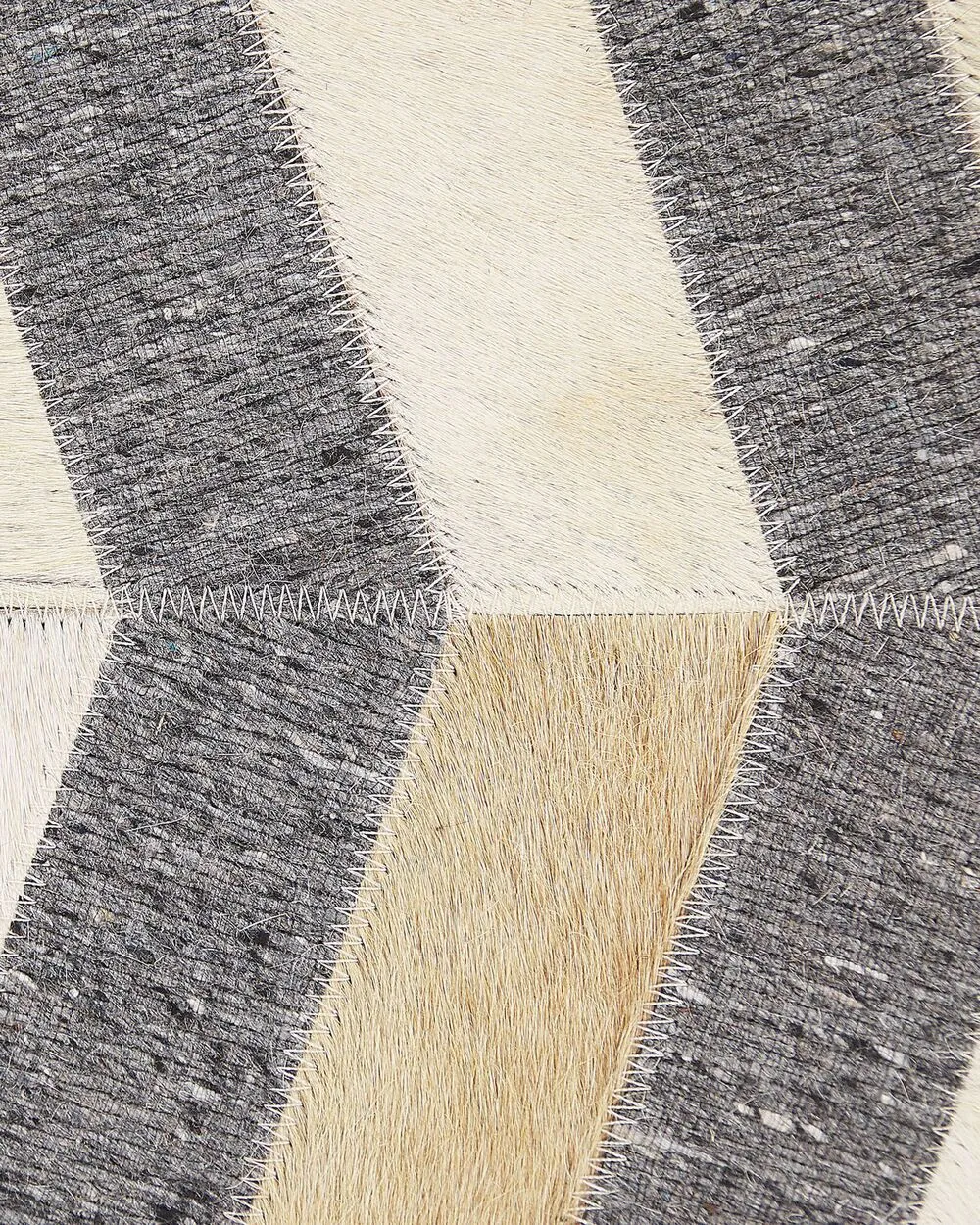 Cowhide Area Rug 160 x 230 cm Grey and Beige BAGGOZE