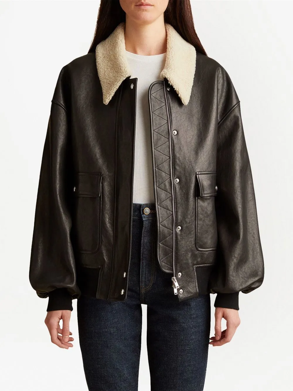 Giacca con bordo in shearling in nero - khaite- donna