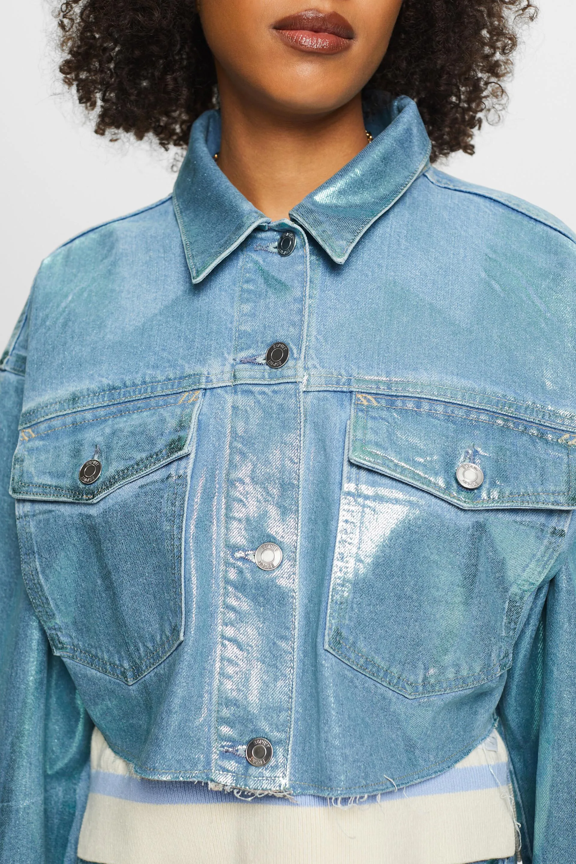 Giacca cropped in denim metallizzato