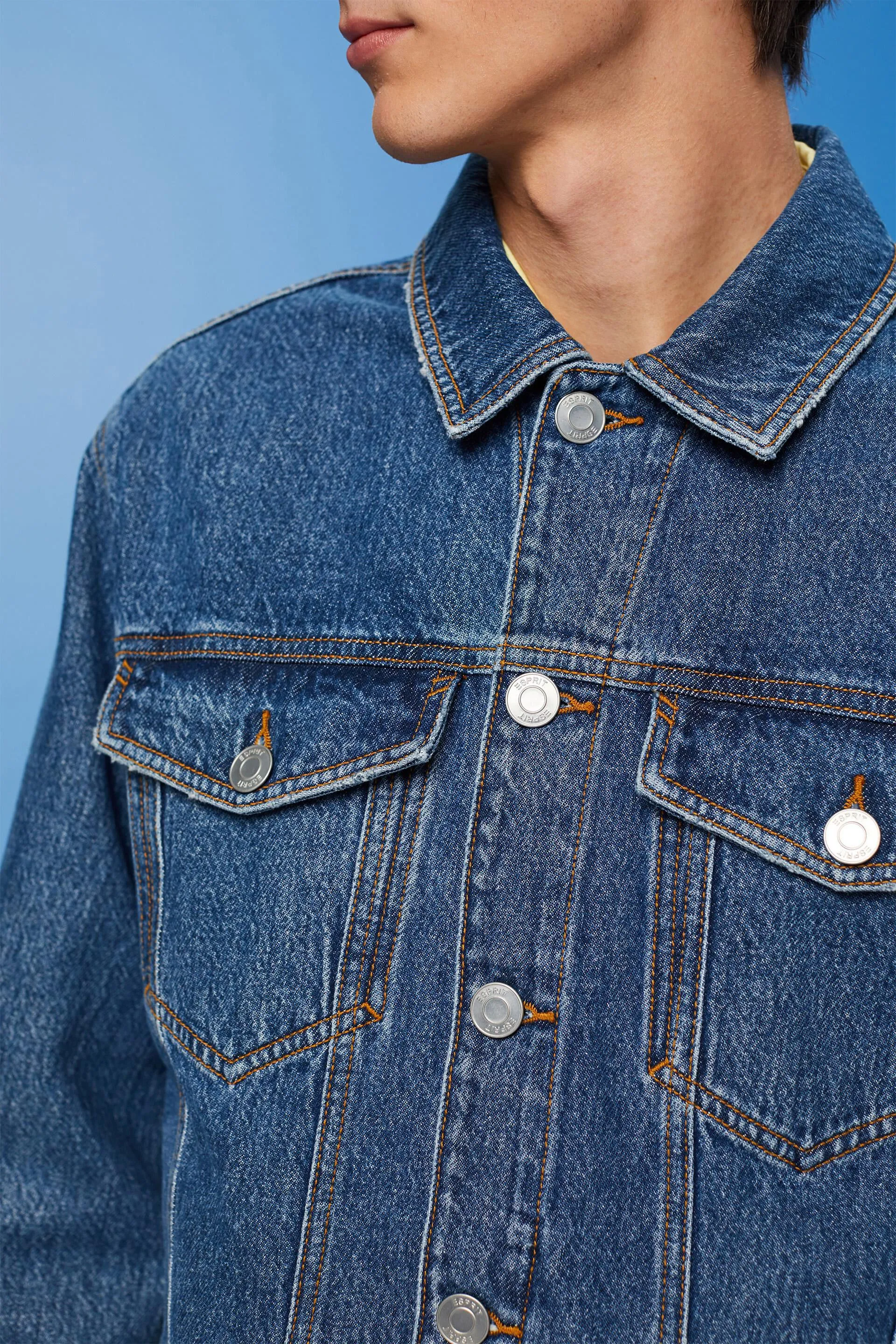 Giacca di jeans in cotone sostenibile