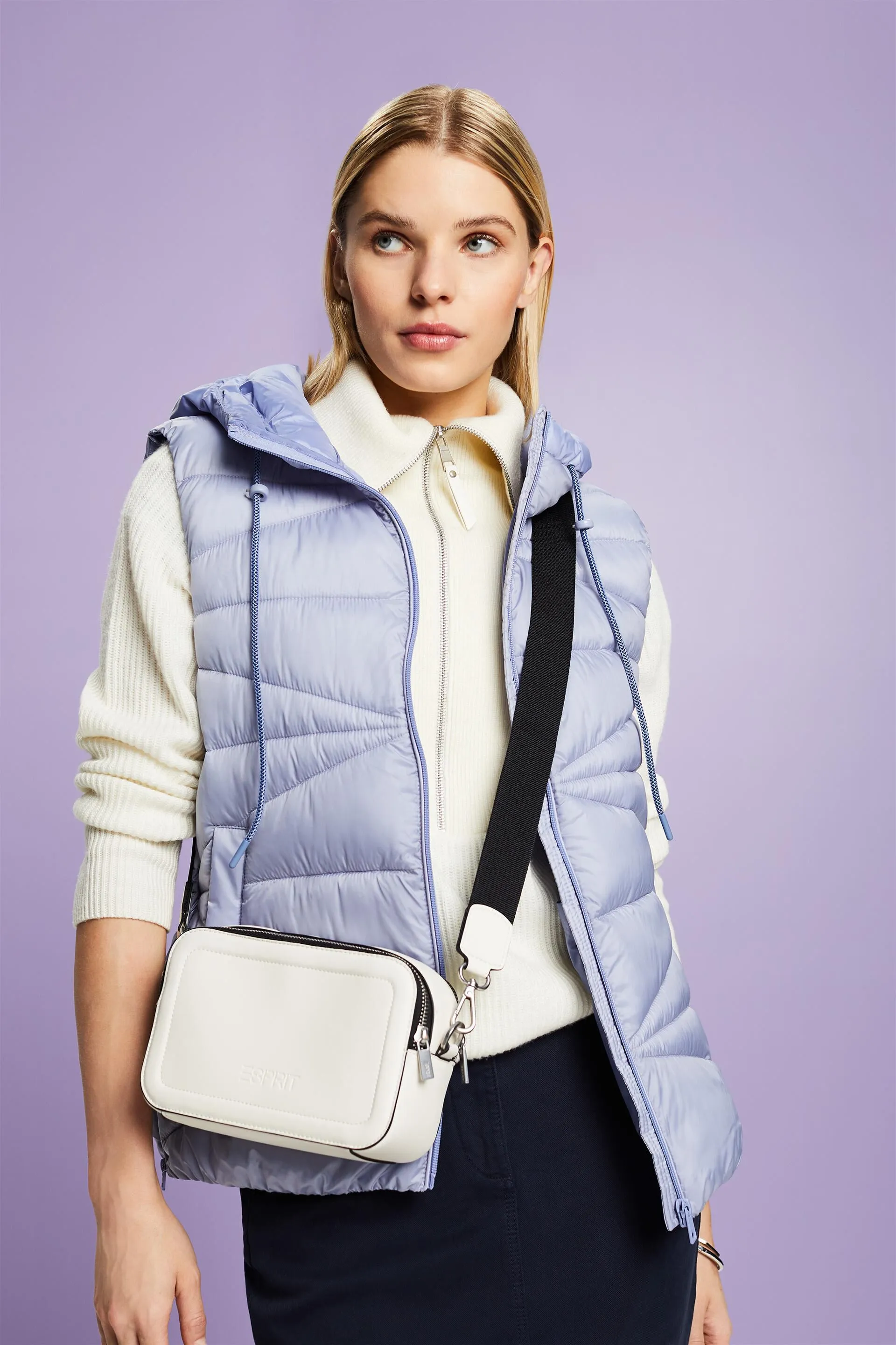 Gilet con cappuccio idrorepellente