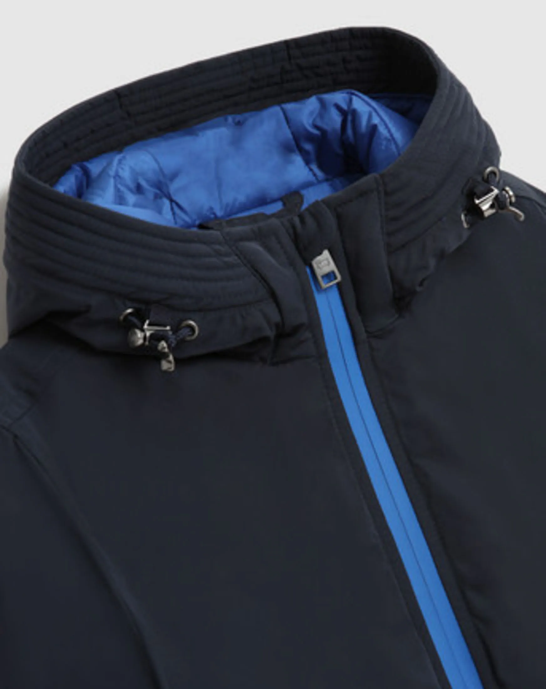 Giubbino blu Winter Ryker in tessuto tecnico con cappuccio e zip in contrasto 10-14 anni