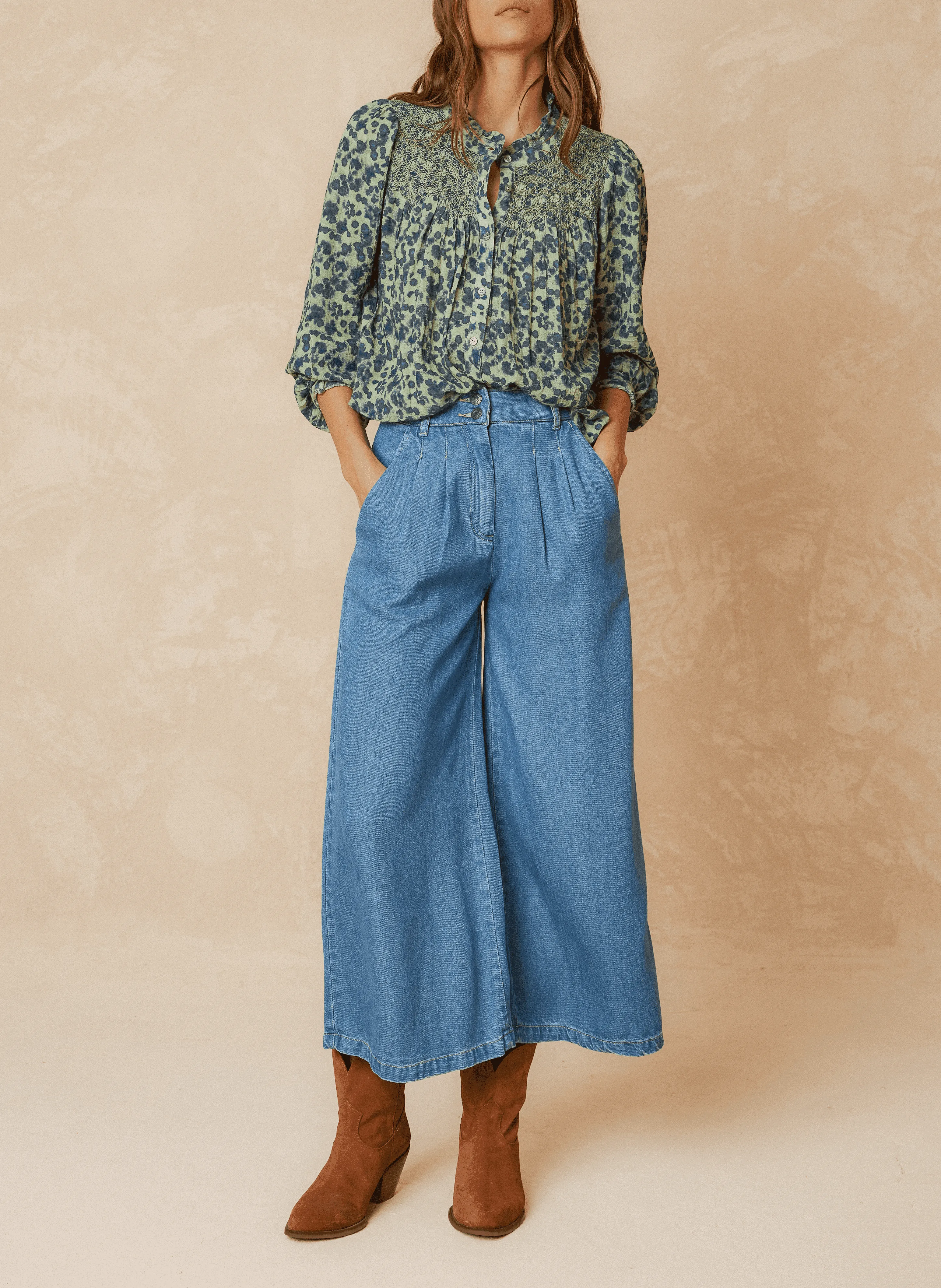  INDI & COLD   Camicia scollo tondo ampia in cotone bio | Verde