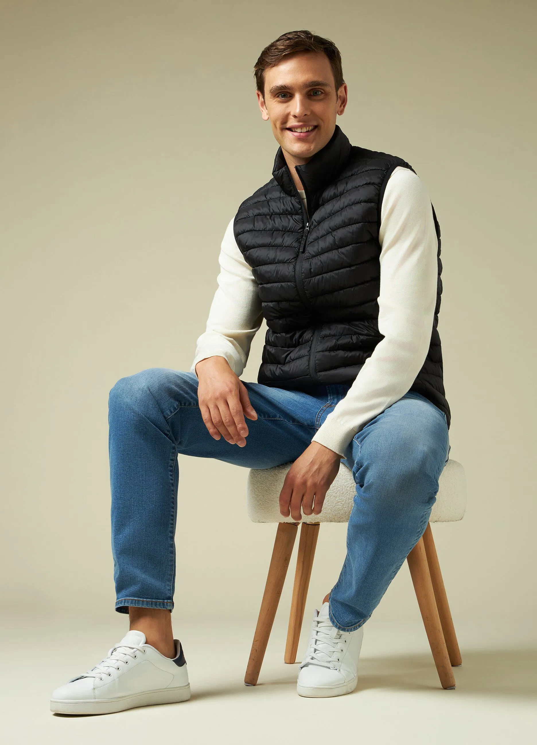 J. HART & BROS  Giubbino imbottito smanicato full zip uomo