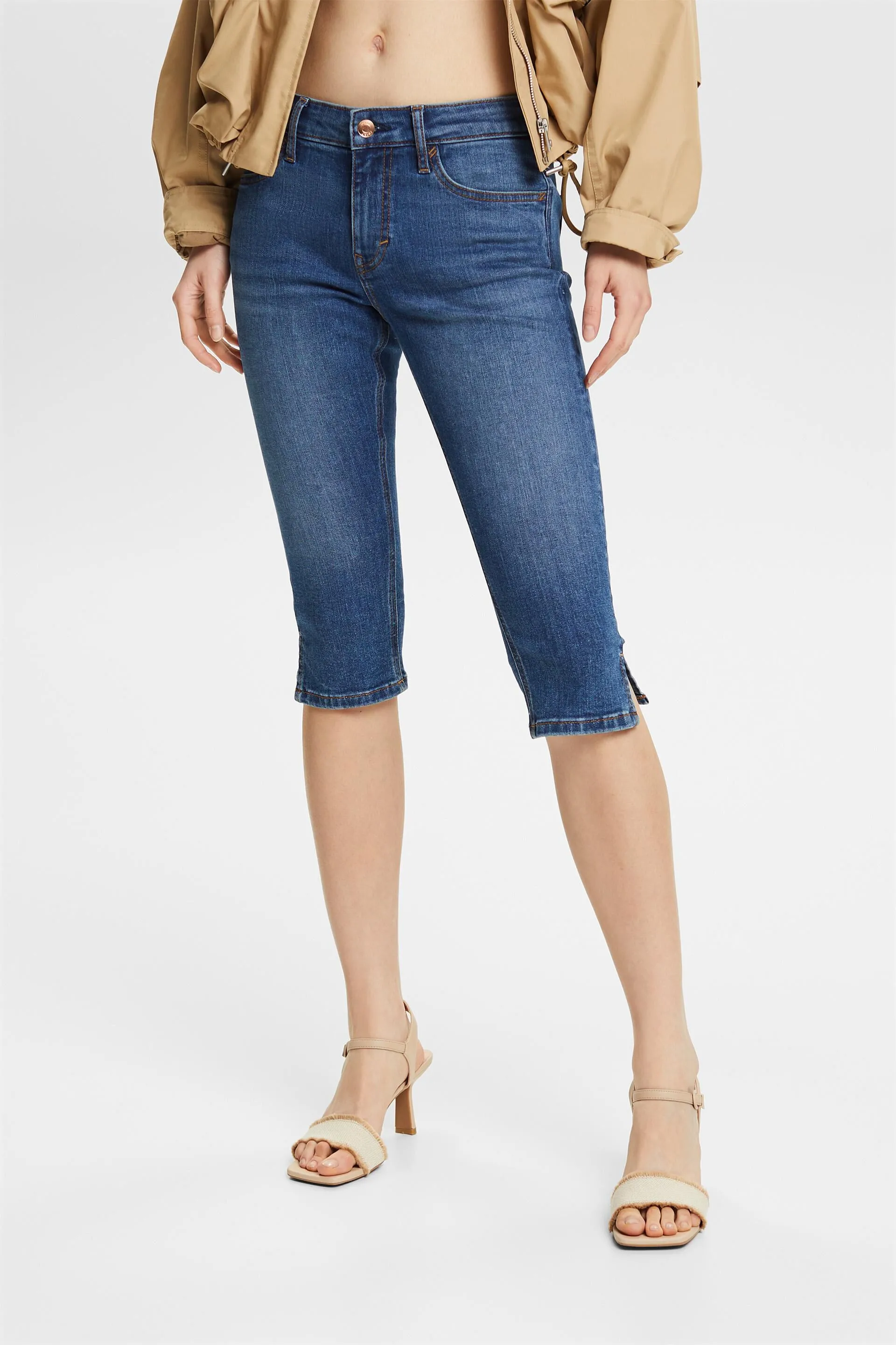 Jeans capri a vita media