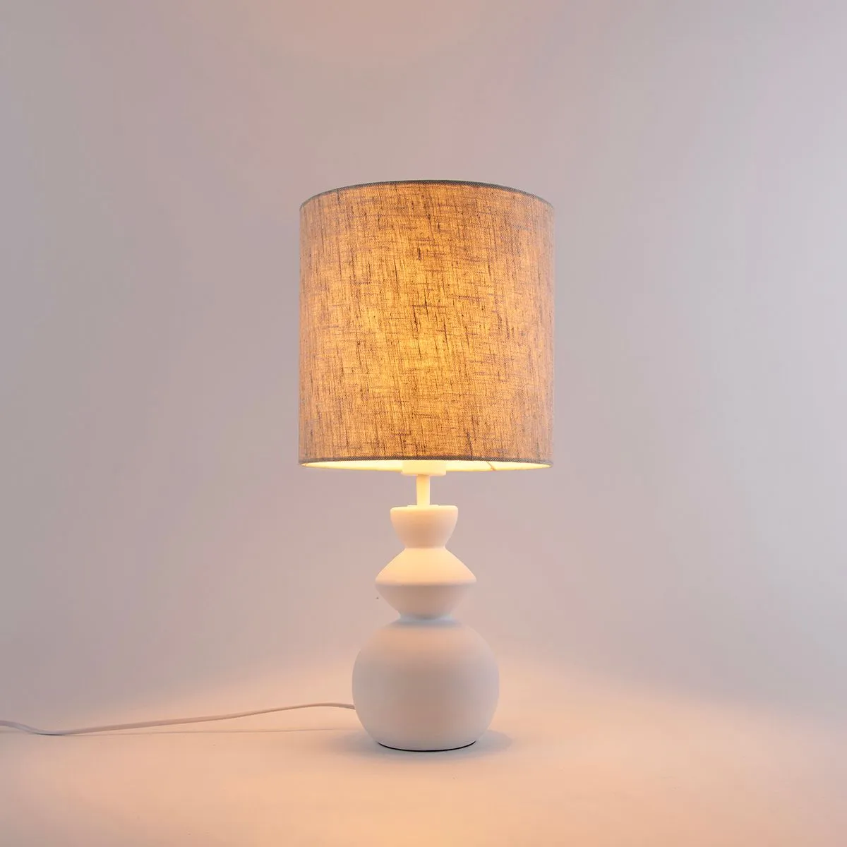 Lampada da tavolo di design con paralume in tessuto bianco grigio chiaro 25 cm - Alisia