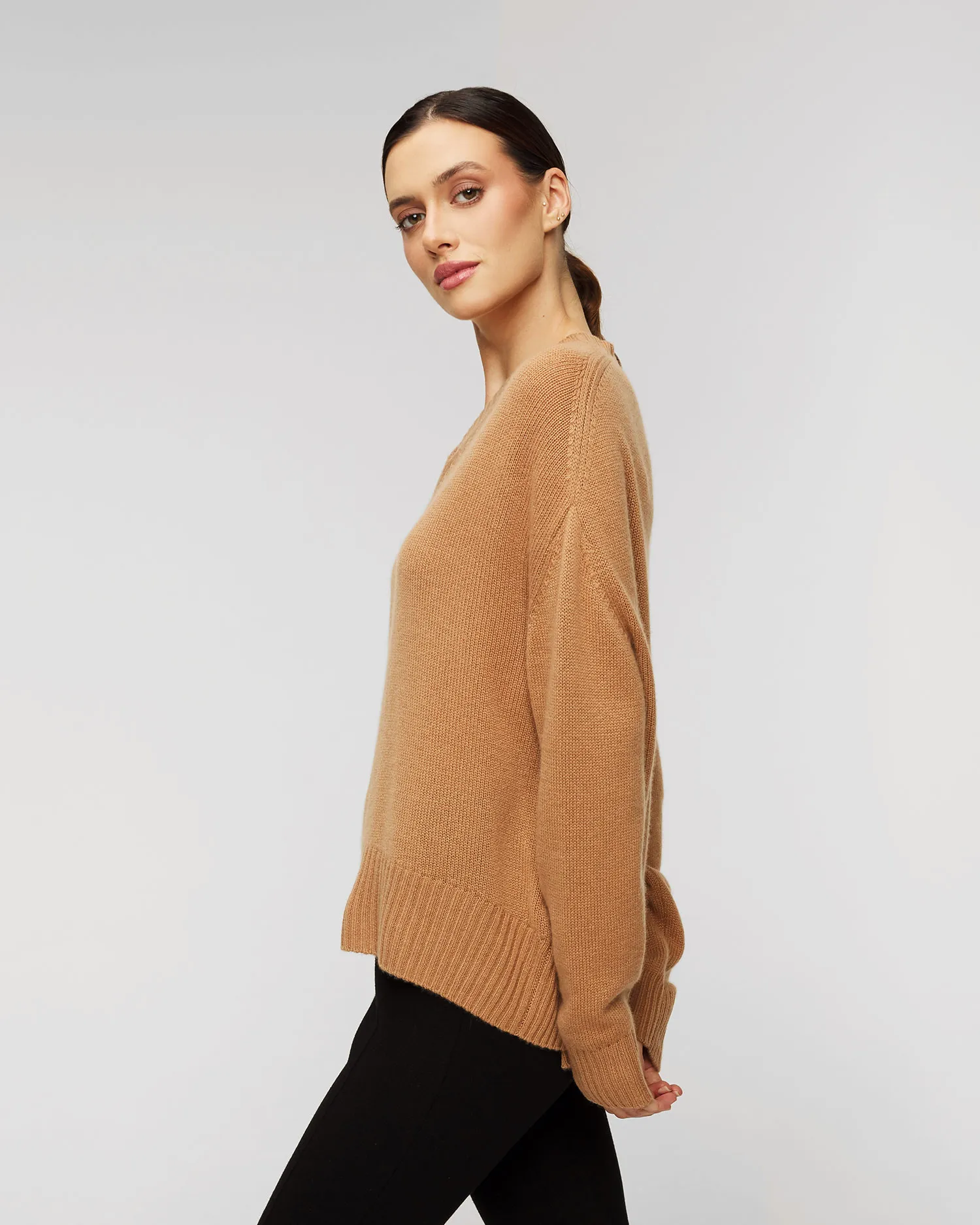 Maglione in cashmere da donna Allude V-sweater 11155-44