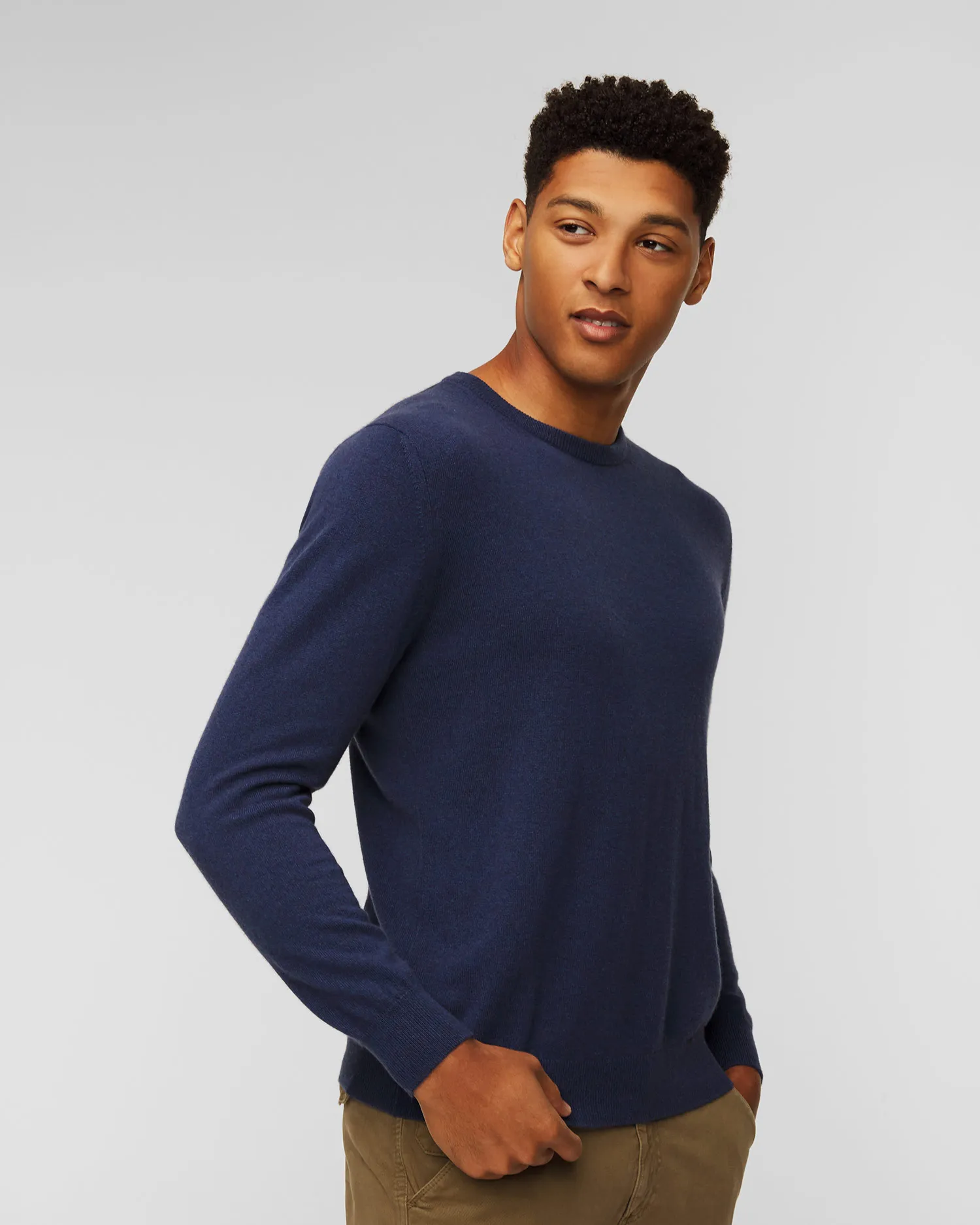 Maglione in cashmere da uomo Johnstons of Elgin kap04655hd72444-sd7244