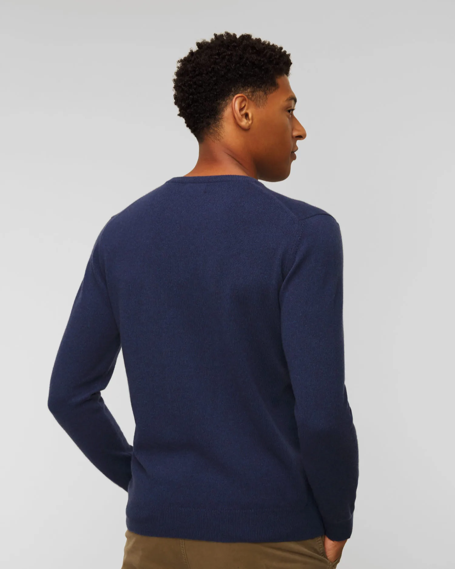 Maglione in cashmere da uomo Johnstons of Elgin kap04655hd72444-sd7244