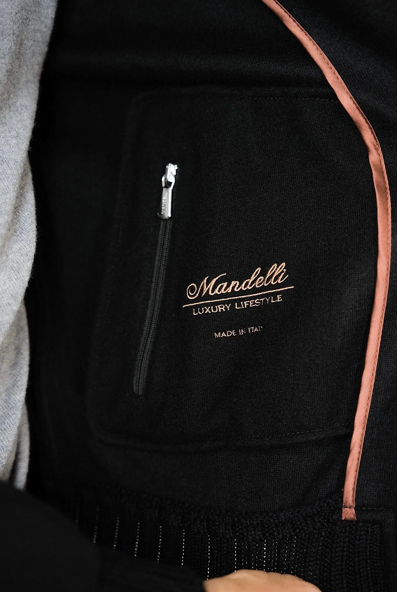 MANDELLI Giubbino in Jersey Cashmere Nero