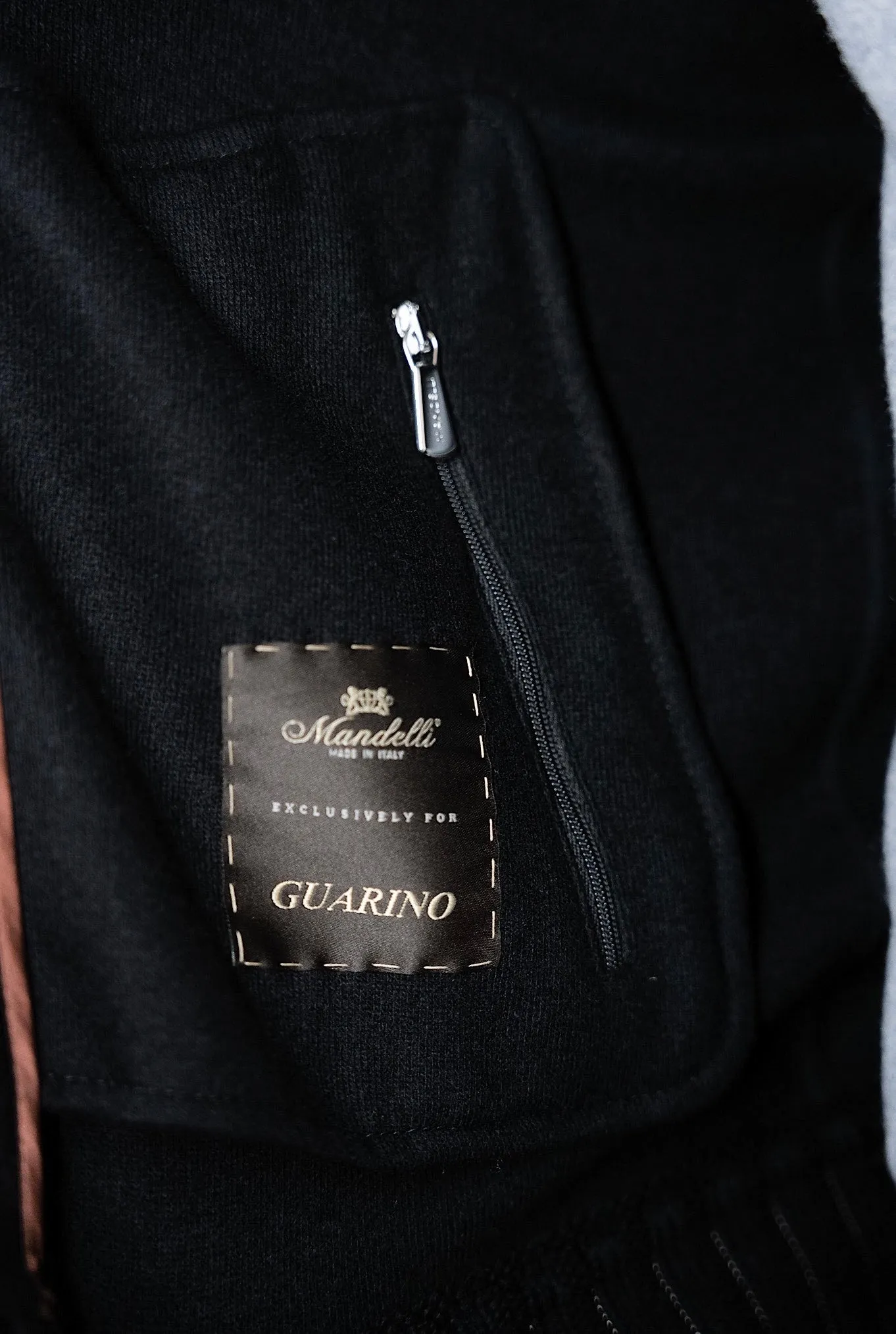 MANDELLI Giubbino in Jersey Cashmere Nero