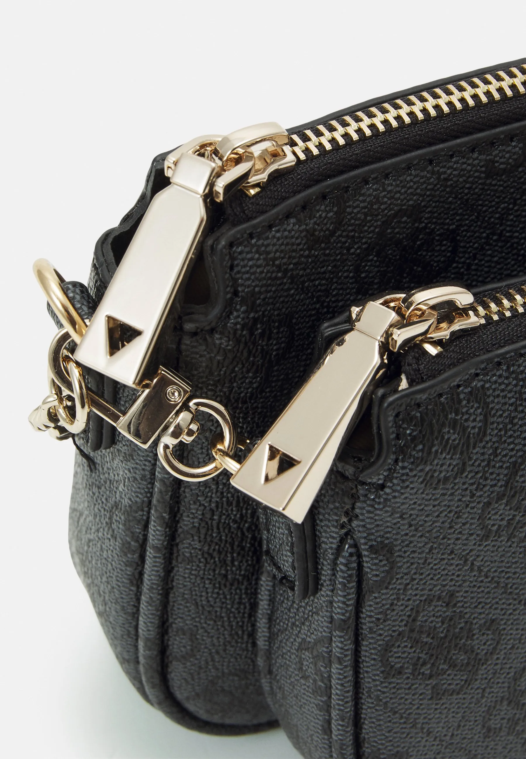 NOELLE POUCH CROSSBODY SET - Borsa a mano