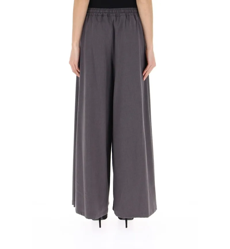 Pantalone a palazzo