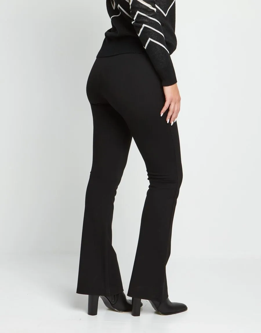 Pantalone con catena
