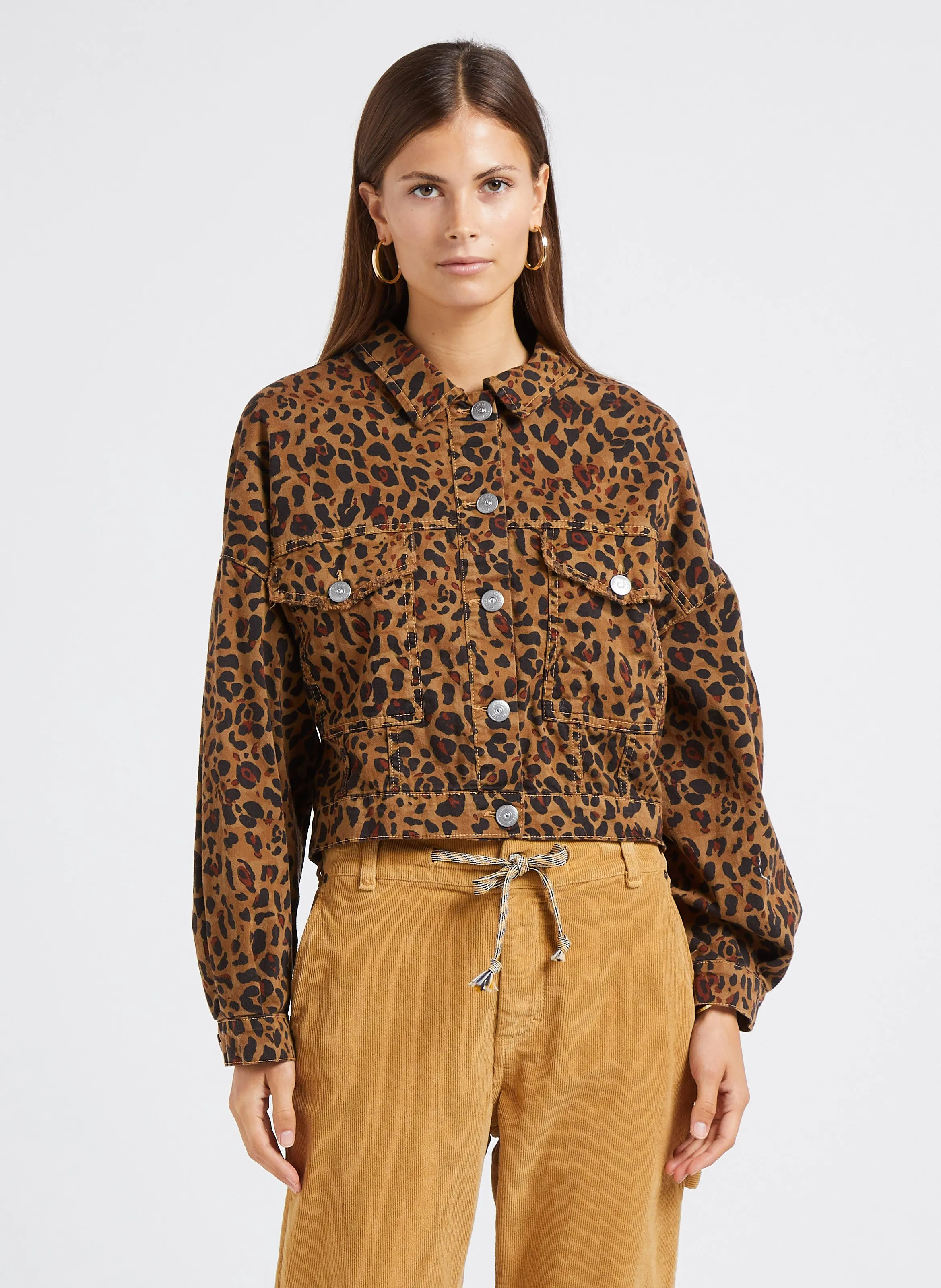  PLEASE   Giacca corta in cotone con motivo leopardato | Marrone