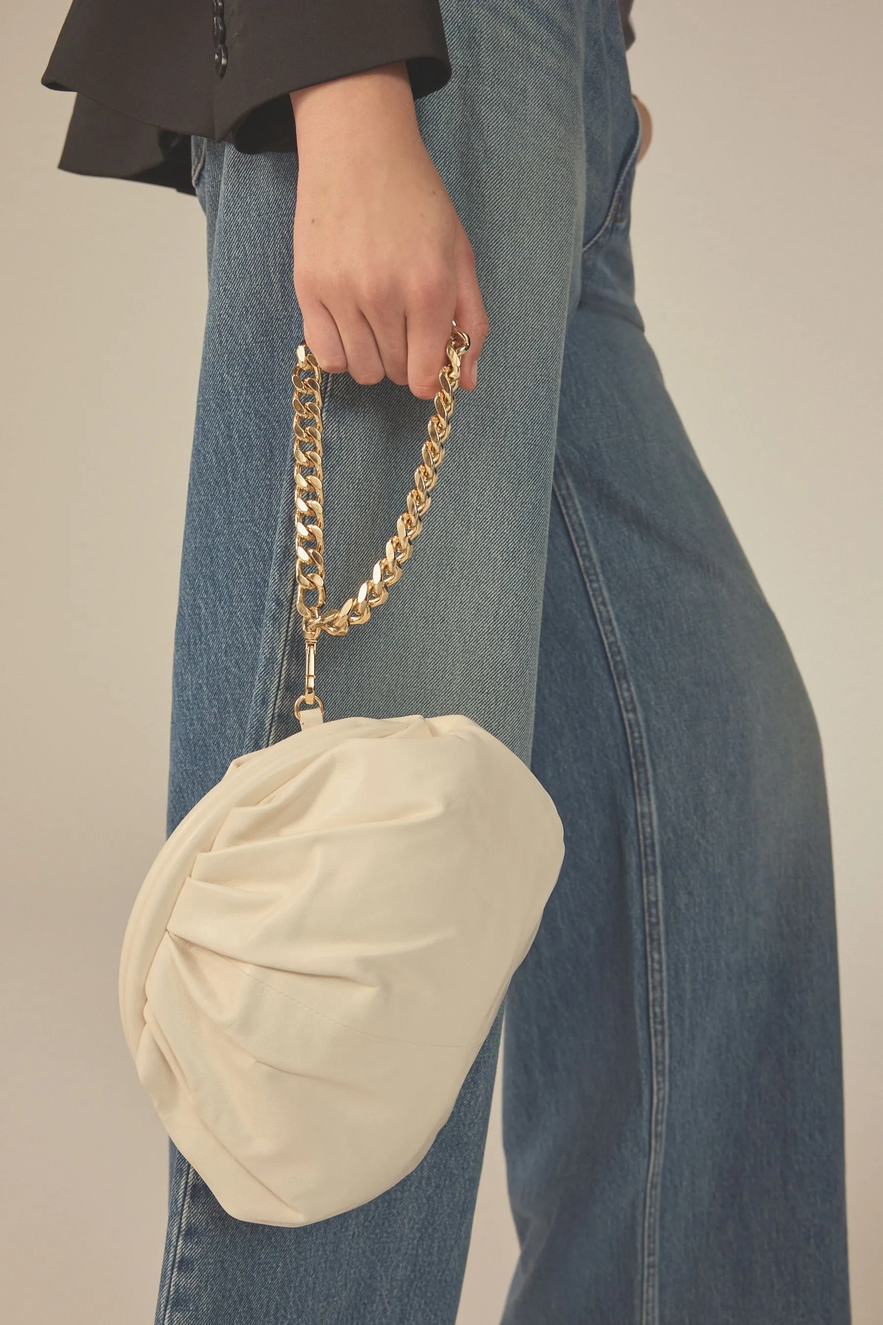 Pochette Borsa in pelle con bottoni a pressione