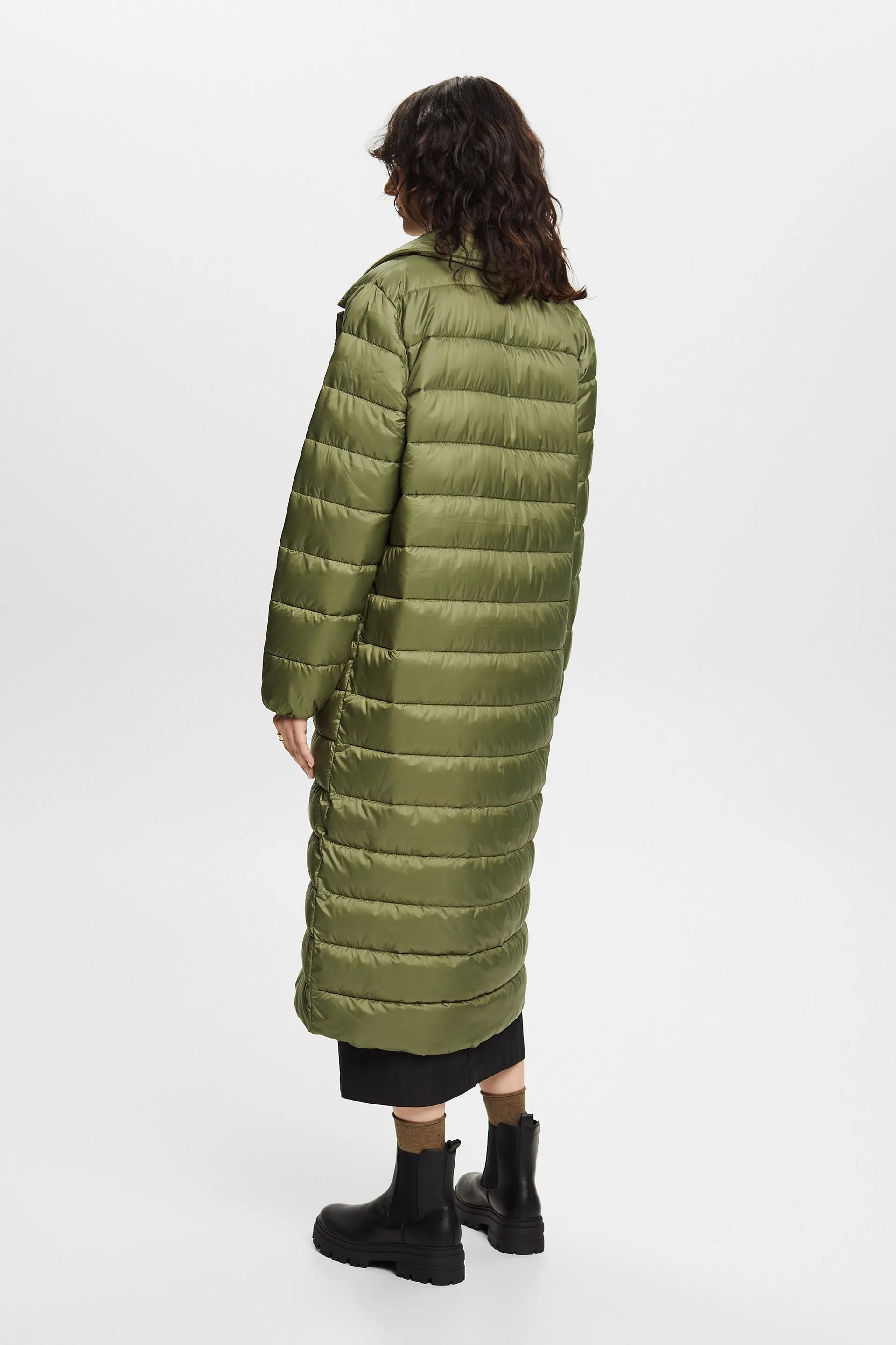 Riciclato: cappotto trapuntato con risvolto