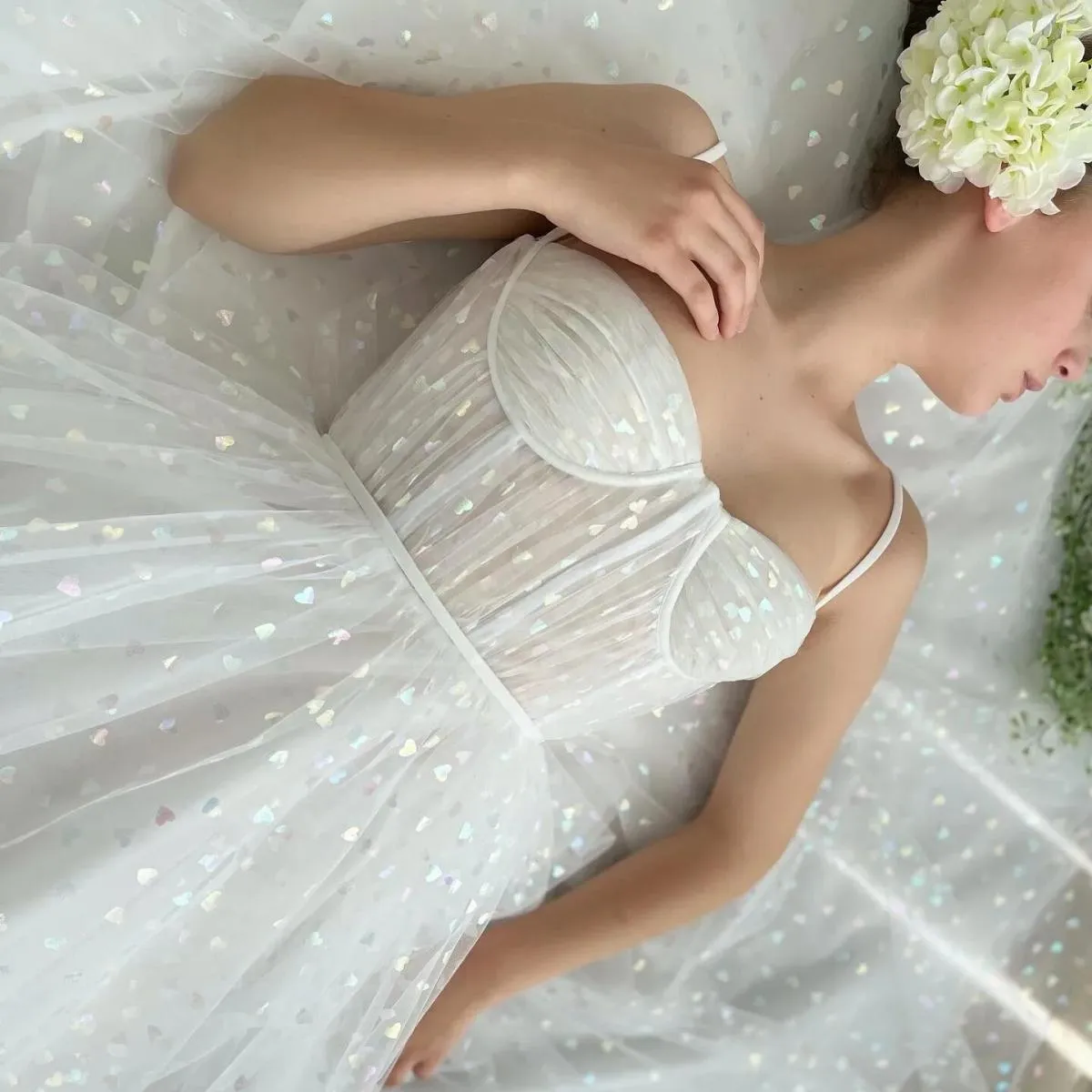 Semplice abito da ballo bianco con cinturino per spaghetti, abito da pattuglia in tulle, abito da sera a linea elegante, elegant