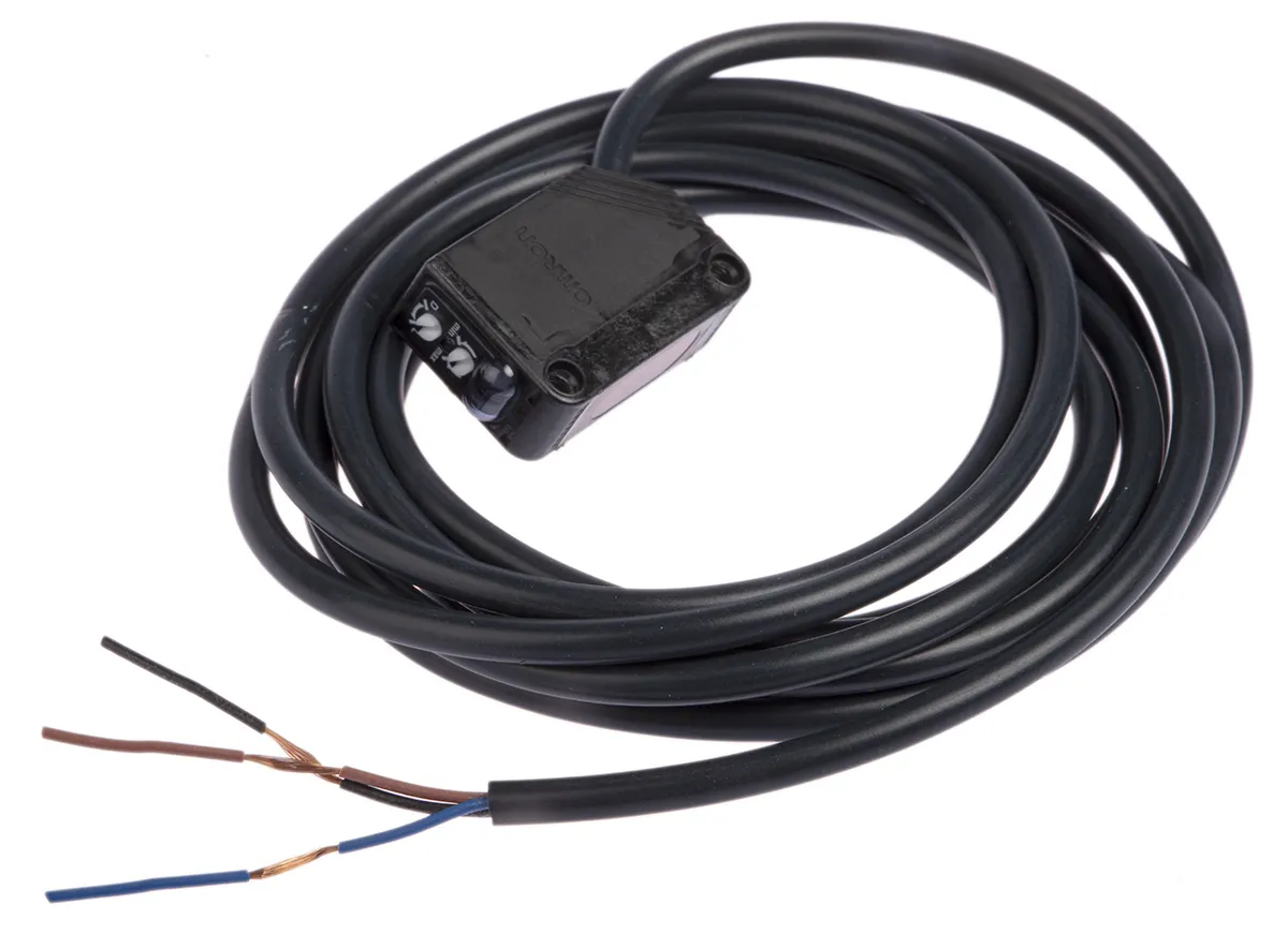 Sensore fotoelettrico Rettangolare Omron, a diffusione, rilevamento 5 mm → 100 mm, uscita PNP