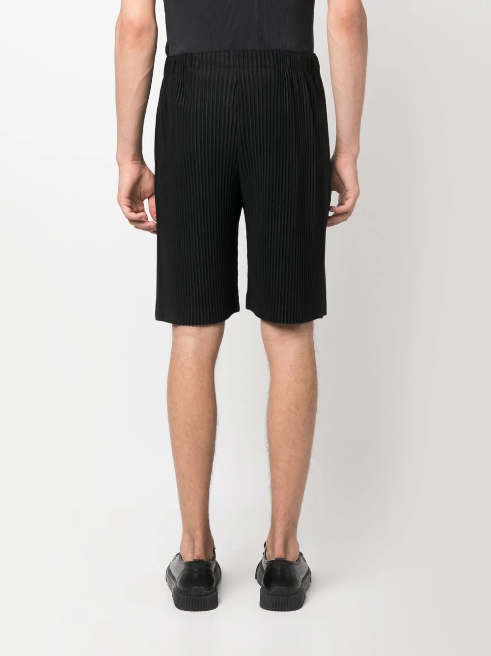 shorts in tessuto plissé