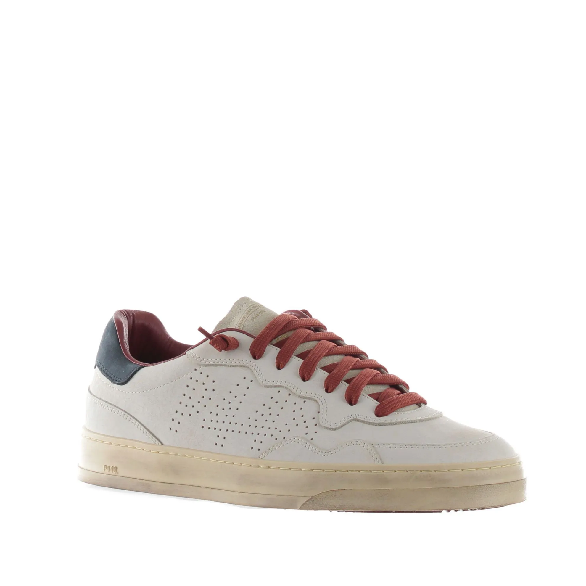Sneaker in nabuk con logo traforato