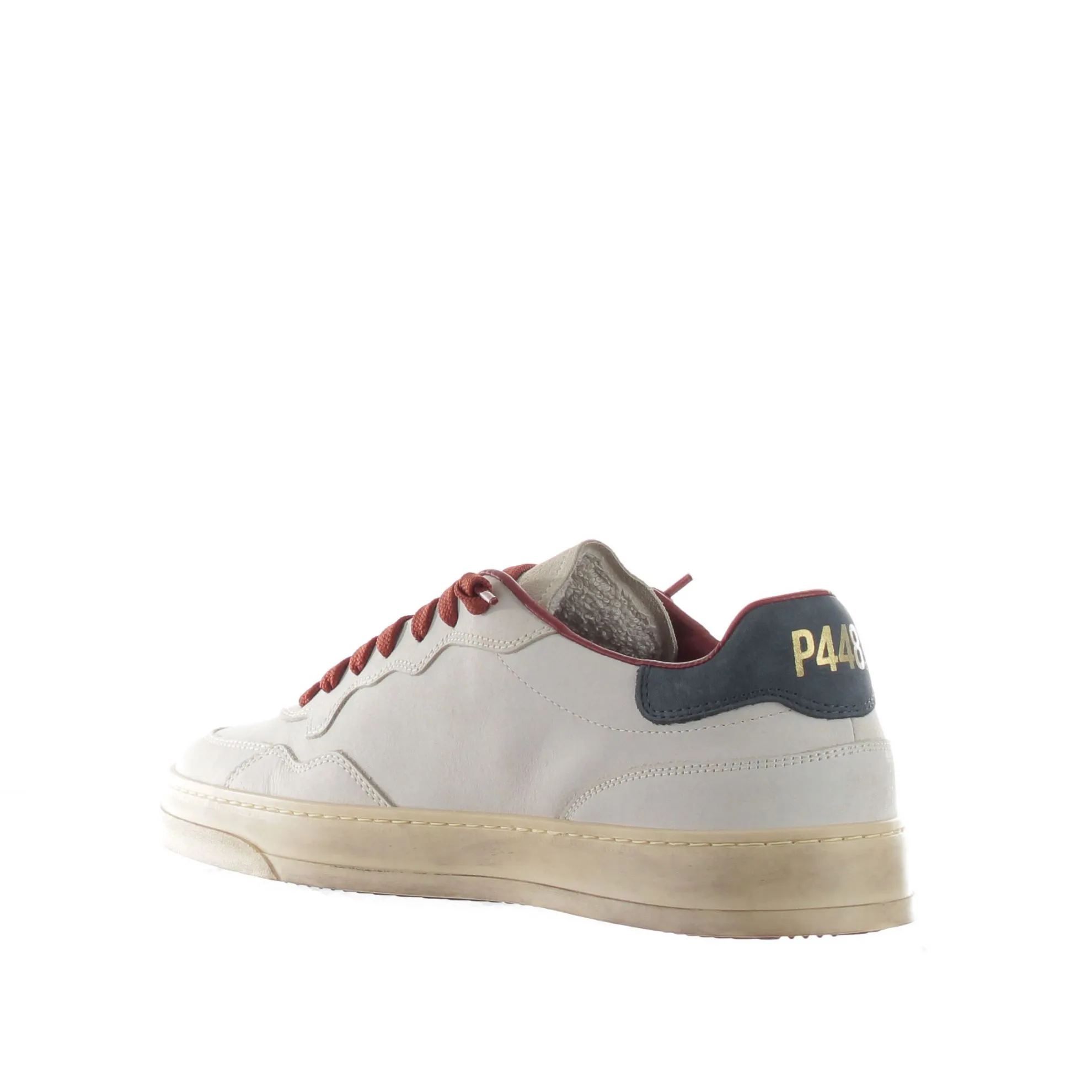 Sneaker in nabuk con logo traforato