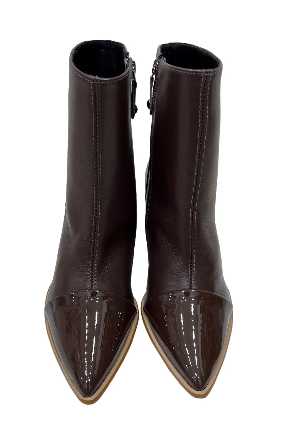 Stivaletto donna in pelle punta vernice lucida e tacco comodo 7 cm in legno suola antiscivolo