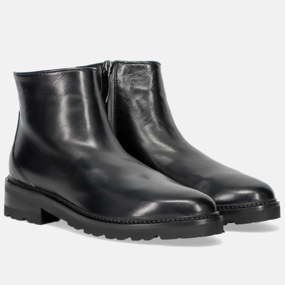 Stivaletto Lorenzo Masiero nero in nappa con fodera in pelliccia