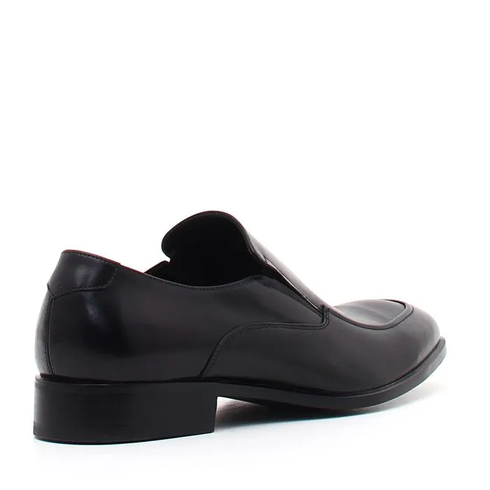 STRINGATE IN PELLE
