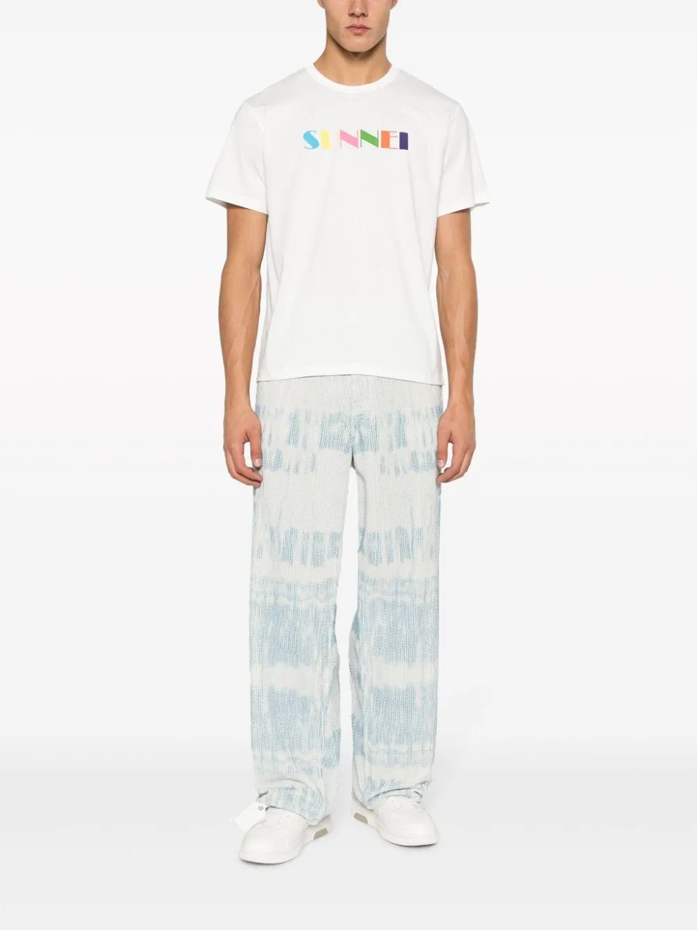 t-shirt logo multicolor